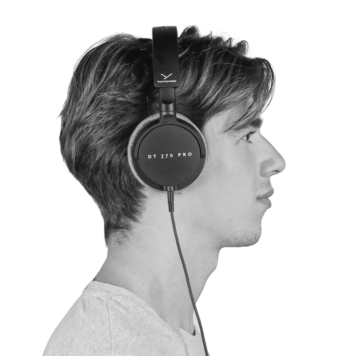 Beyerdynamic DT 270 PRO 45 Ohm Compact Closed Studio Headphone - Image 4