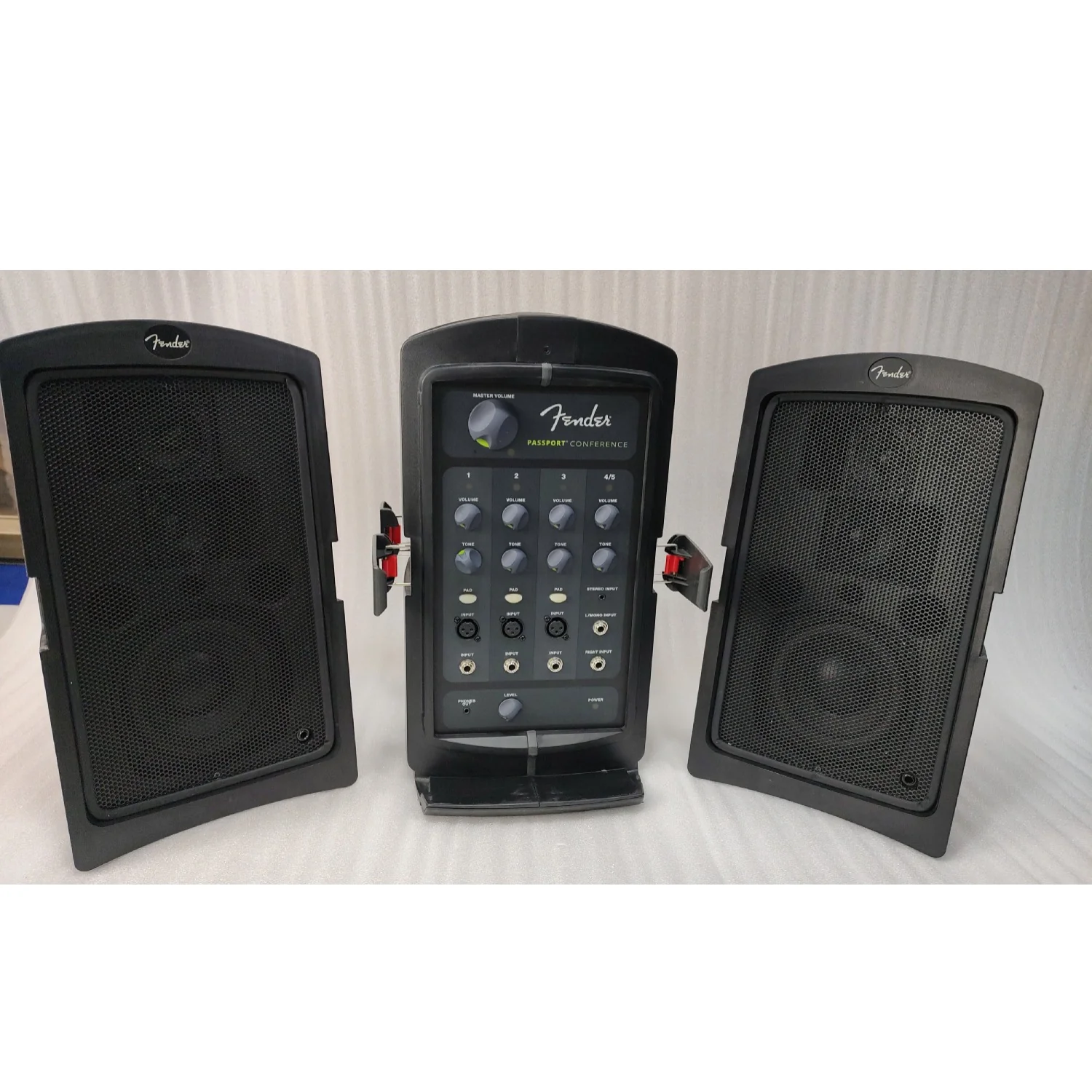Fender Passport Conference Portable PA System - Open Box - Image 23