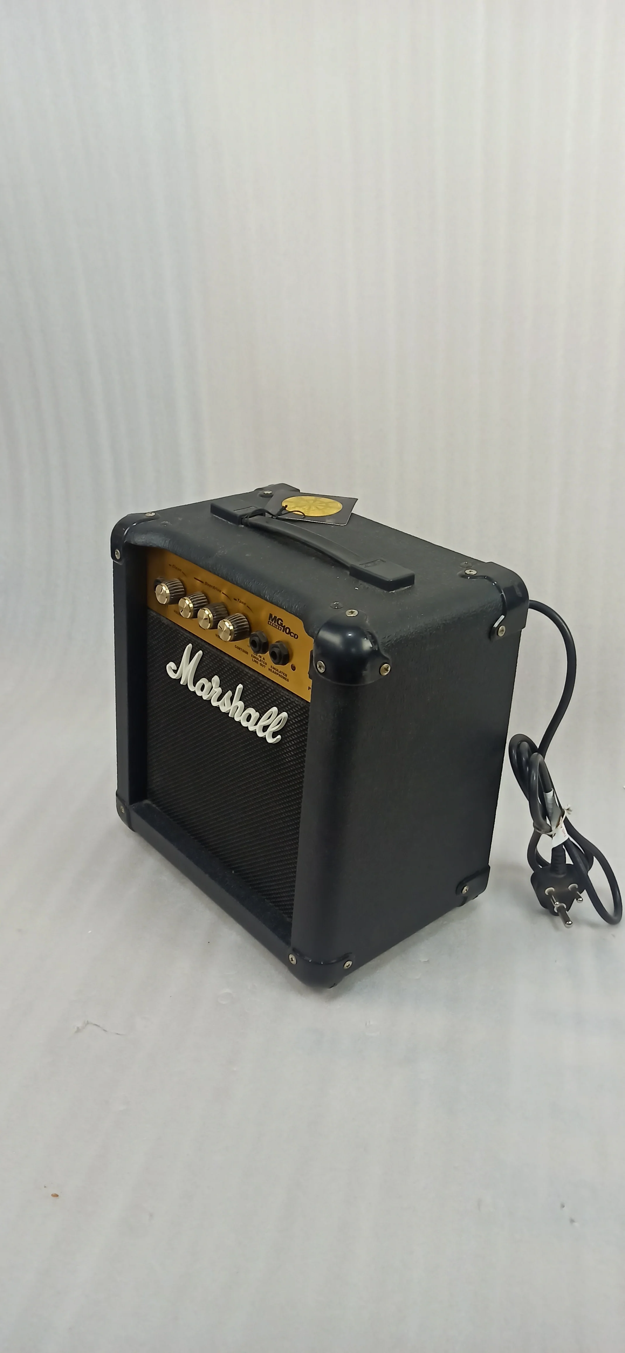 Marshall MG-15G Gold Series 15-Watts Combo Guitar Amplifier - Open Box - Image 3