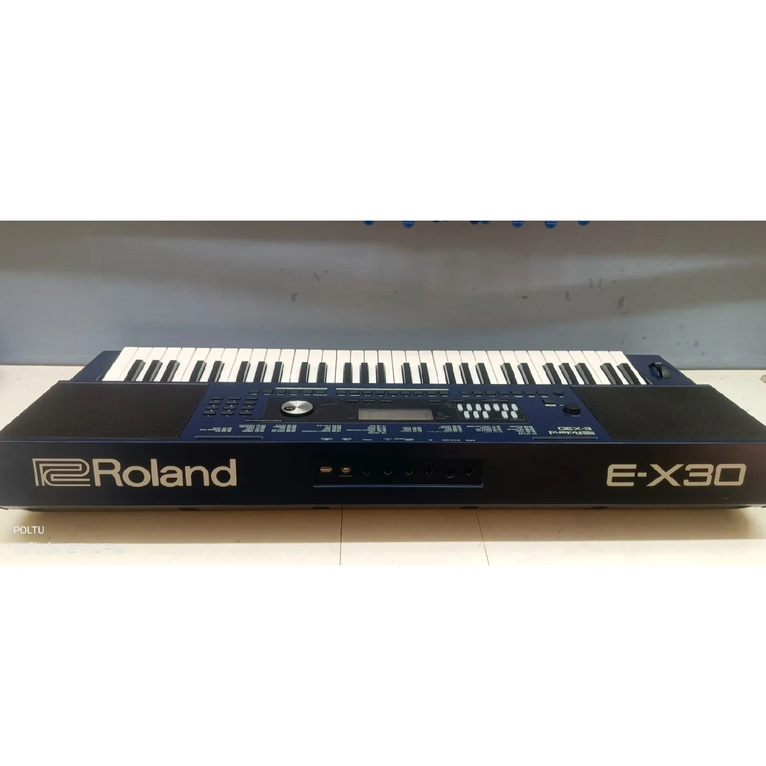 Roland E-X30 61 Key Arranger Keyboard 256 Voice - Open Box - Image 2