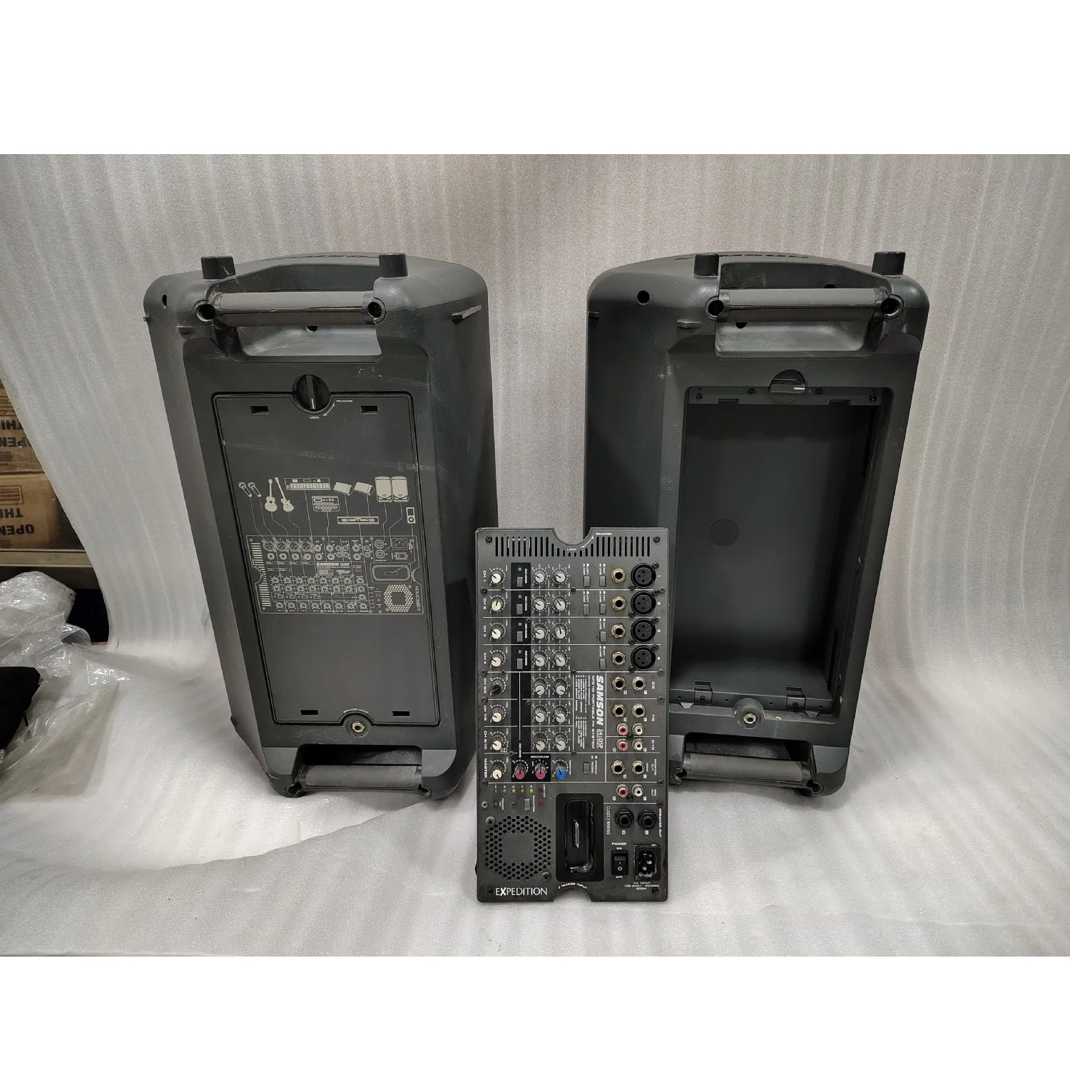 Samson XP510i Portable PA System with iPod Dock - Open Box - Image 8