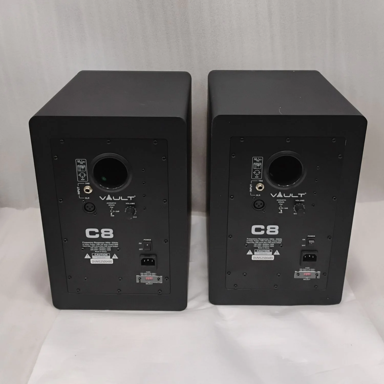 Vault C8 8-Inch Powered Studio Monitors - Pair - Open Box - Image 39
