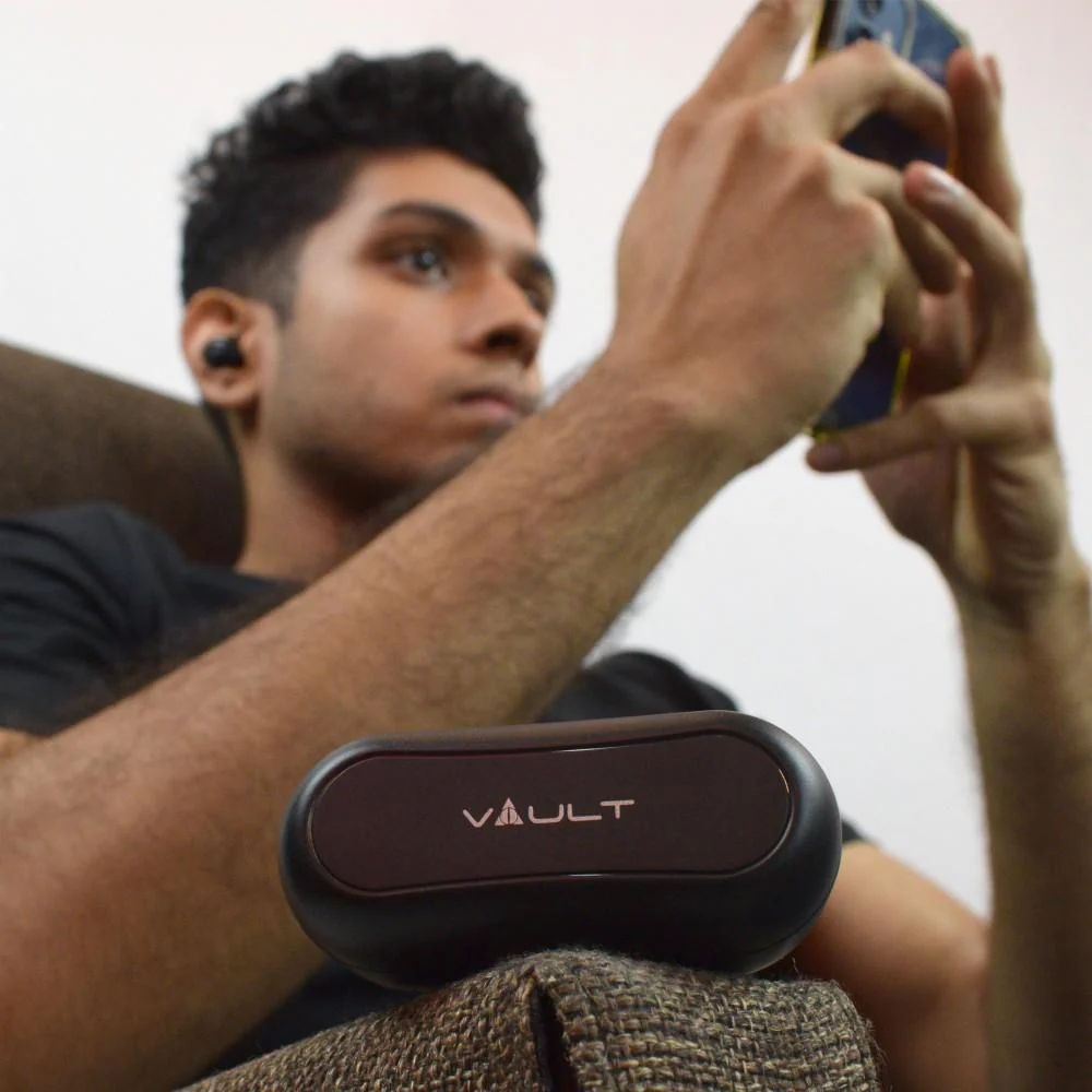 Vault Play True Wireless Earbuds With 15 Hours of Wireless Charging & 2 Year Exclusive Vault Warranty - Image 15