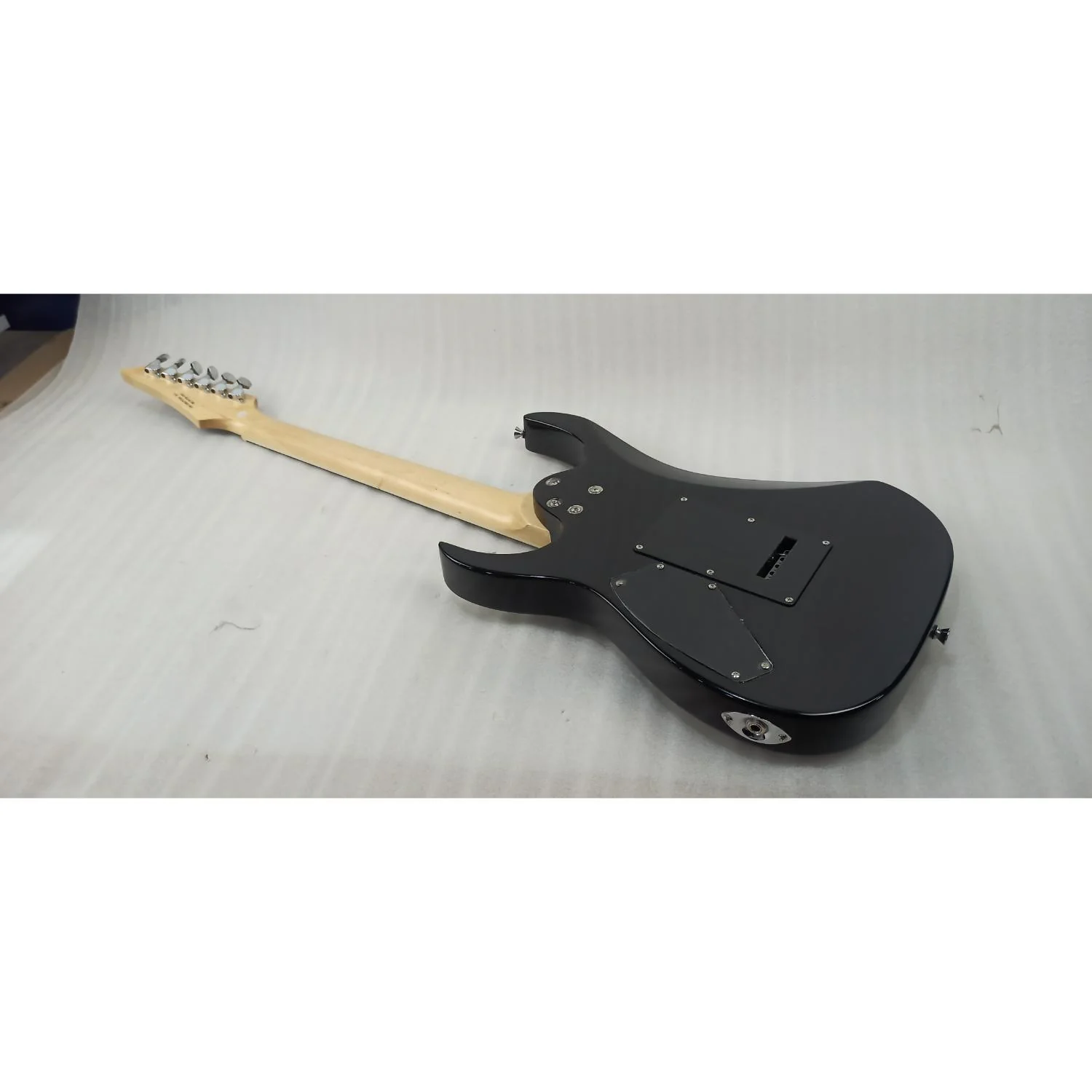 Vault RG1 Soloist Premium Electric Guitar - Open Box - Image 5